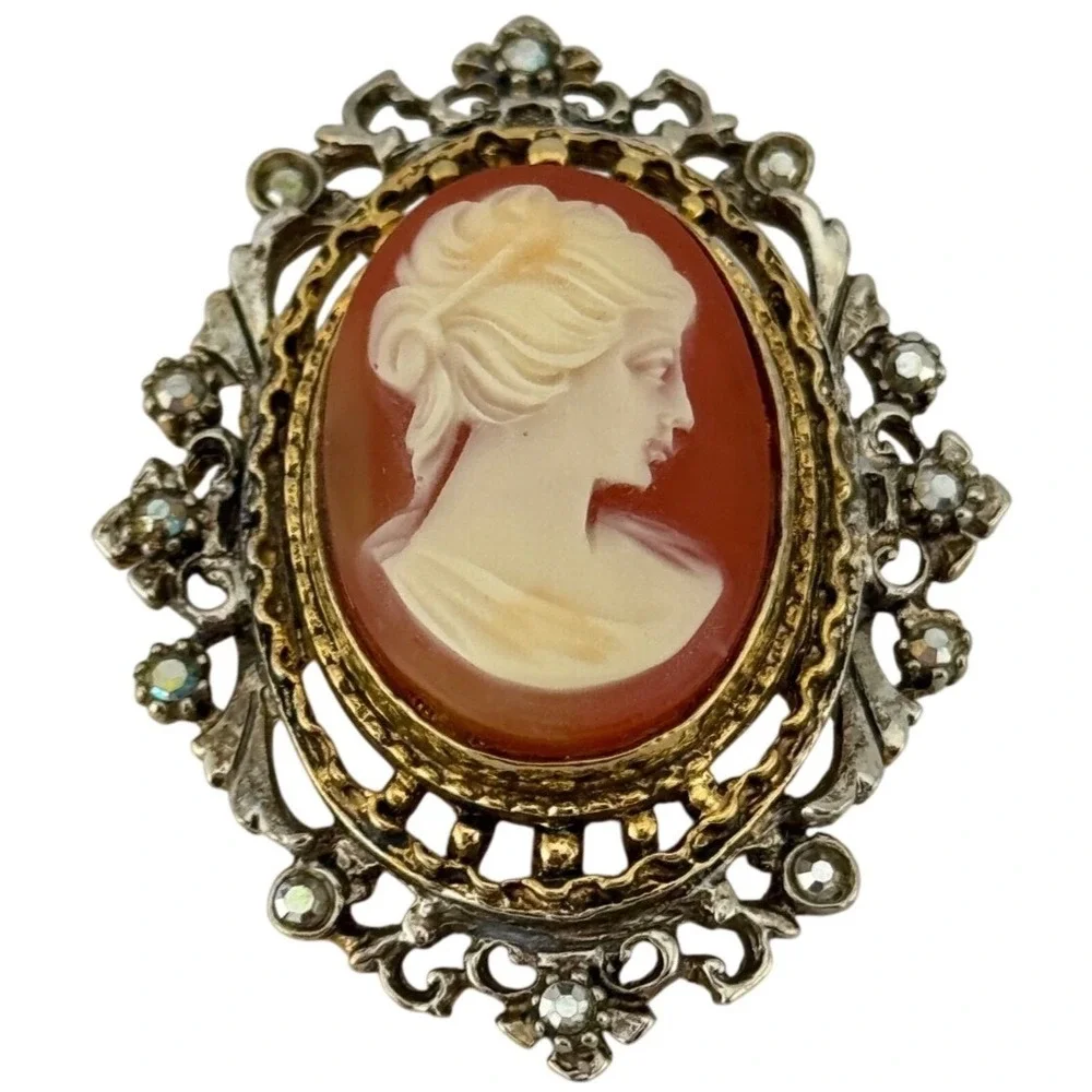 Vintage ART Arthur Pepper Resin Cameo‎ Rhinestone Victorian Revival Brooch Pin